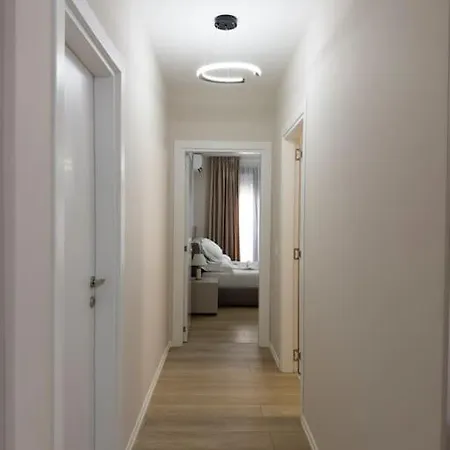 Welcome At Ds' Apartments! Апартаменты Тирана