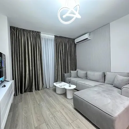 Welcome At Ds' Apartments! Апартаменты *
