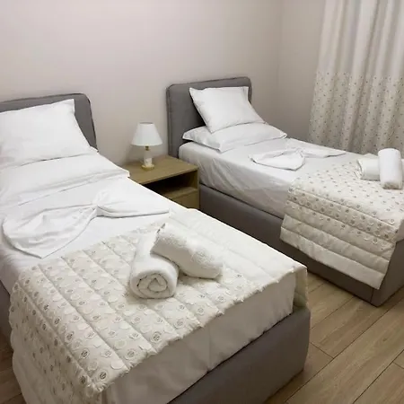 Welcome At Ds' Apartments! Tirana